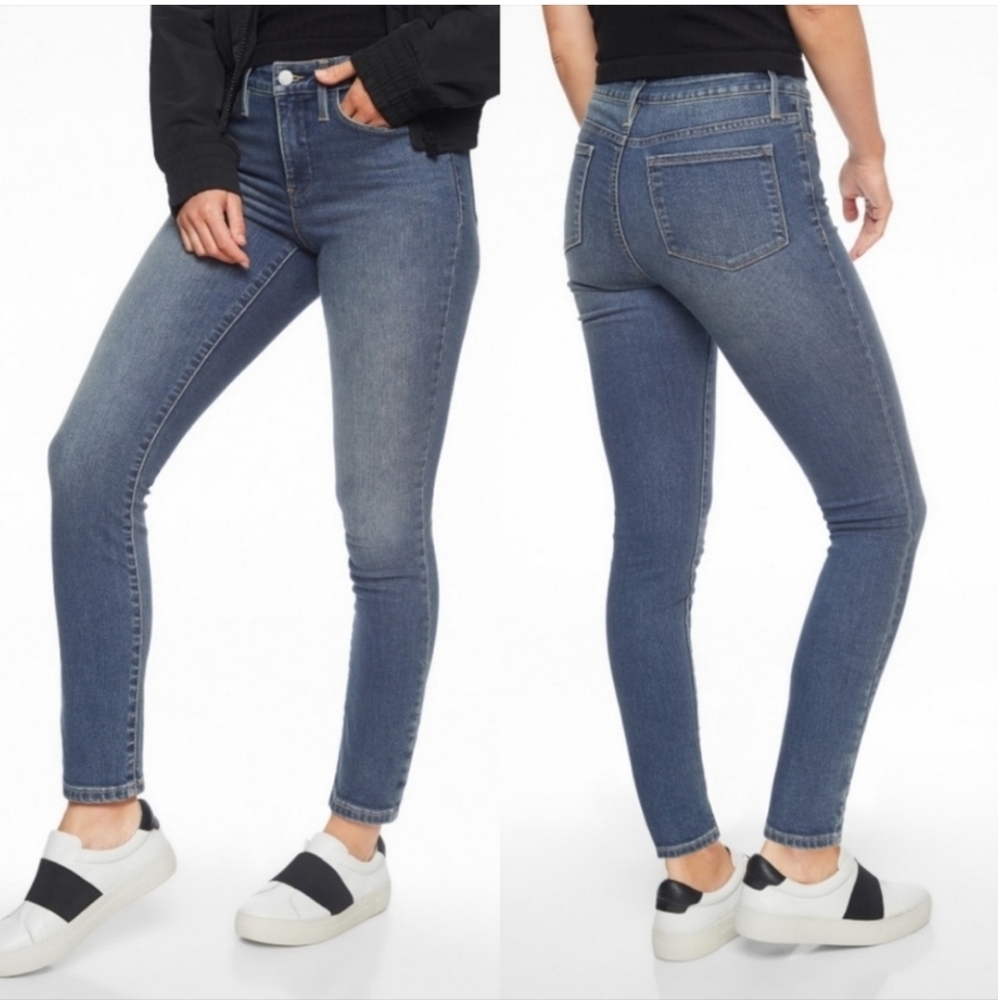 Athleta Women's Skinny Jeans in Medium Blue Wash